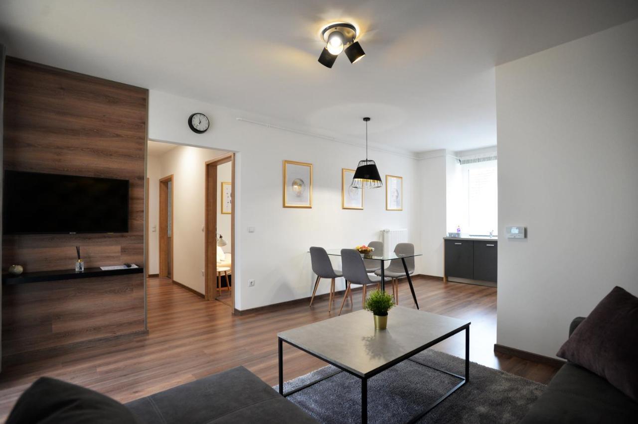 One Luxury Suites אגר מראה חיצוני תמונה