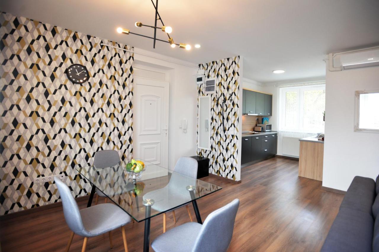 One Luxury Suites אגר מראה חיצוני תמונה